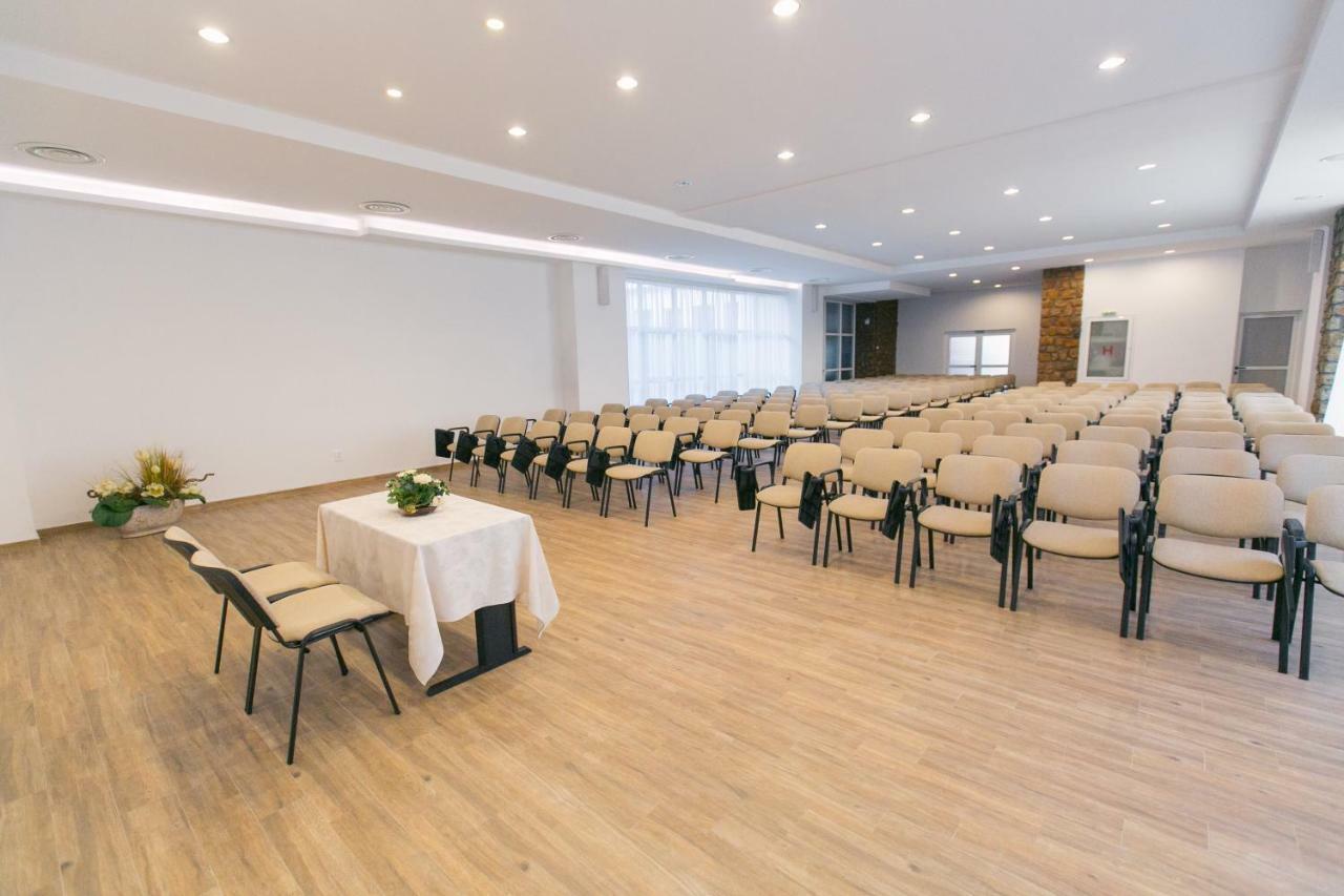 Hotel Termal 바일레펠릭스 외부 사진